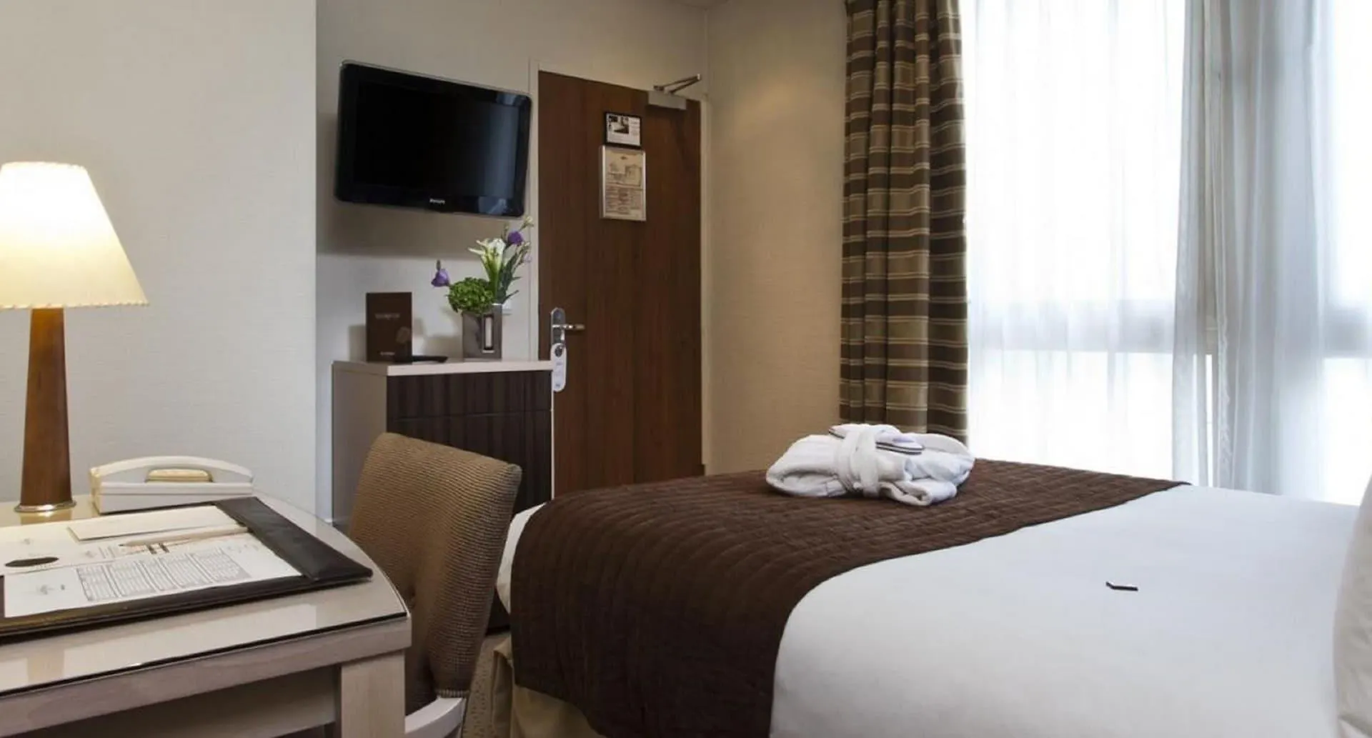 Hotel Le Pera Παρίσι