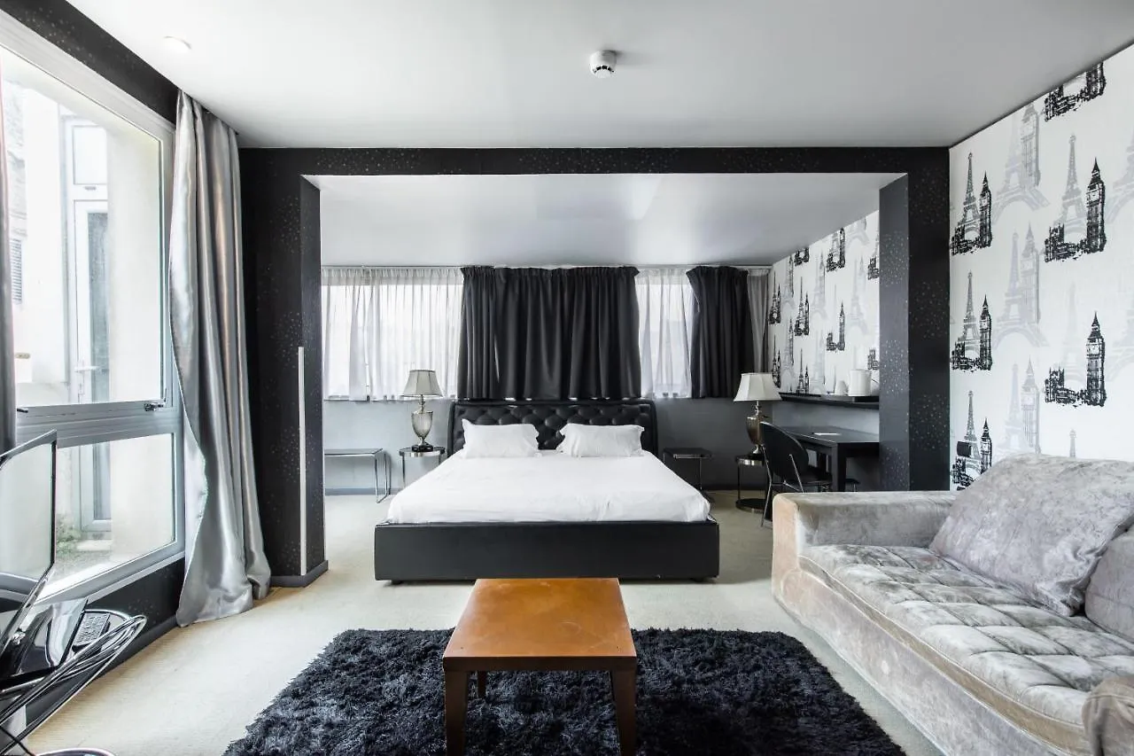Hotel Le Pera Παρίσι