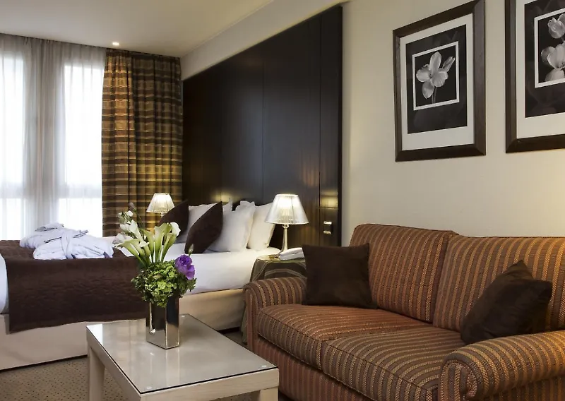 Hotel Le Pera Παρίσι
